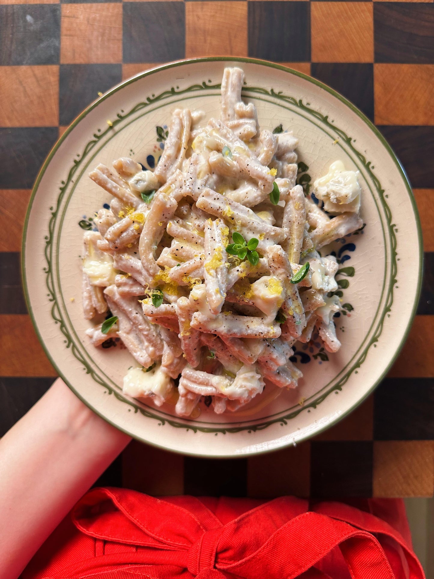 PASTA CON PESTO DI NOCCIOLE E RICOTTA